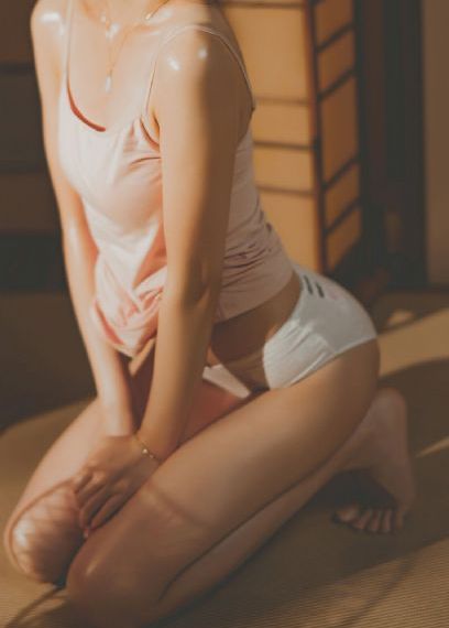 我被男同桌扯掉乳罩扒了内裤小说_720手机免费观看完整